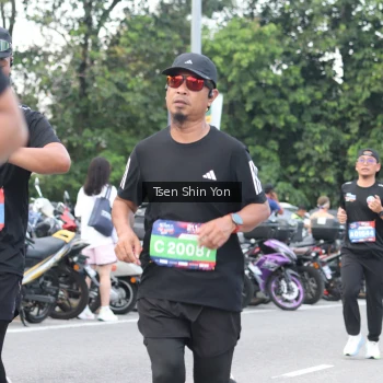 Runner Photo 3836345