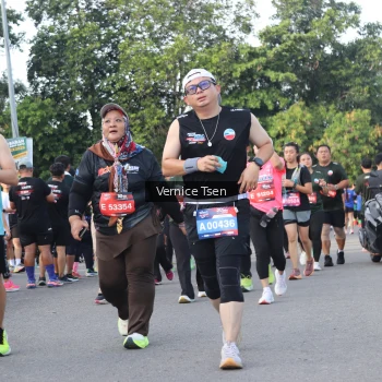 Runner Photo 3836346