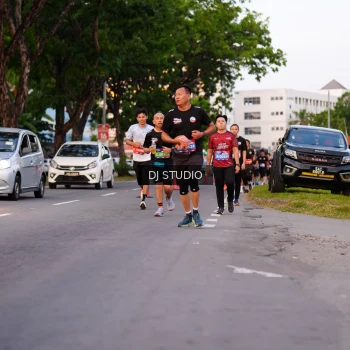 Runner Photo 3836352