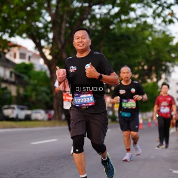 Runner Photo 3836365