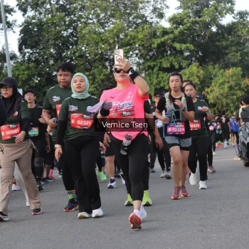 Runner Photo 3836378