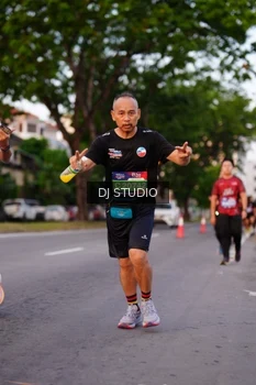 Runner Photo 3836405