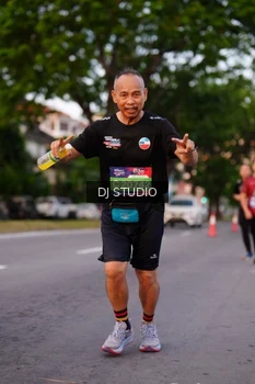 Runner Photo 3836406