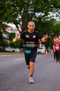 Runner Photo 3836413