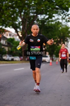Runner Photo 3836422