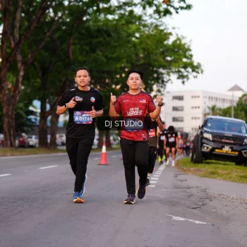 Runner Photo 3836455