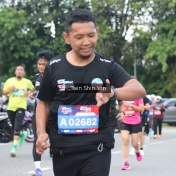 Runner Photo 3836464