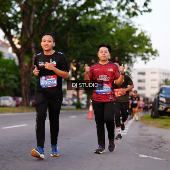 Runner Photo 3836474