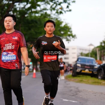 Runner Photo 3836499