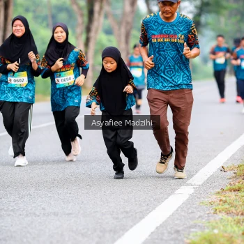 Runner Photo 3836533
