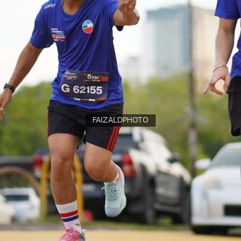 Runner Photo 3836575
