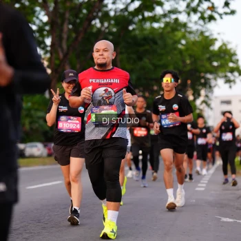 Runner Photo 3836597