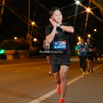 Runner Photo 3836601