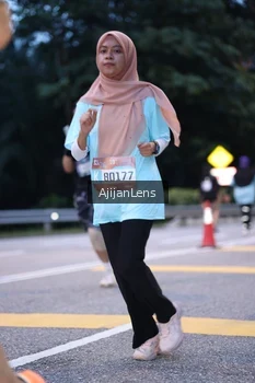 Runner Photo 3836605