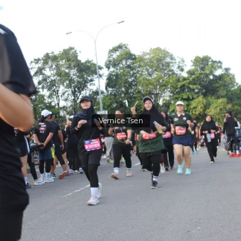 Runner Photo 3836621
