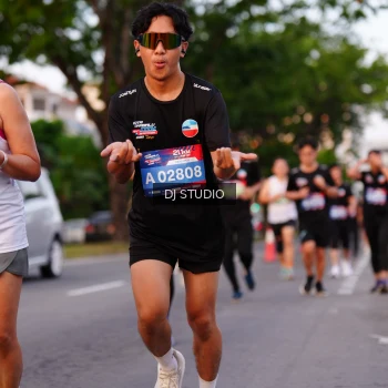 Runner Photo 3836633