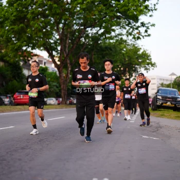 Runner Photo 3836657