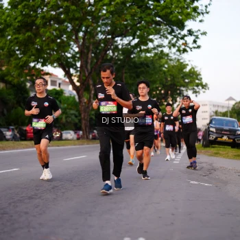 Runner Photo 3836661