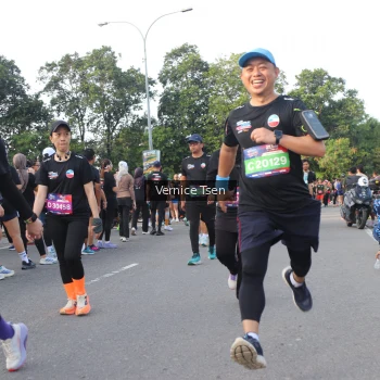 Runner Photo 3836683