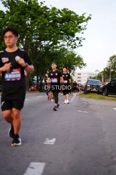 Runner Photo 3836685