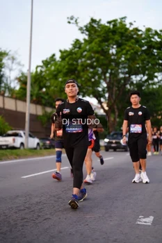 Runner Photo 3836687