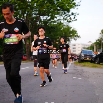 Runner Photo 3836690
