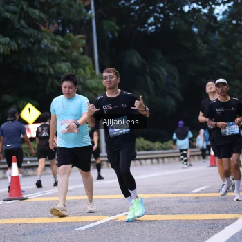 Runner Photo 3836691