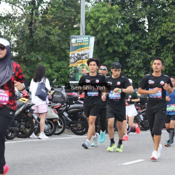 Runner Photo 3836696