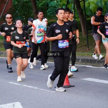 Runner Photo 3836724