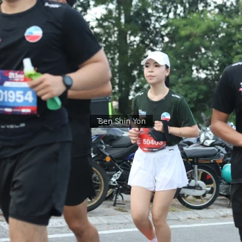 Runner Photo 3836752