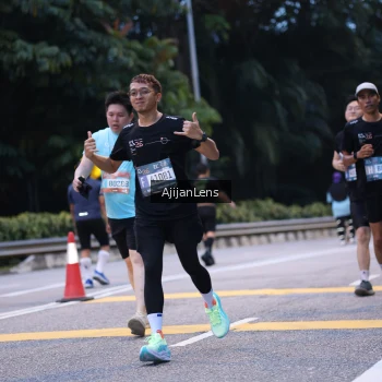 Runner Photo 3836765