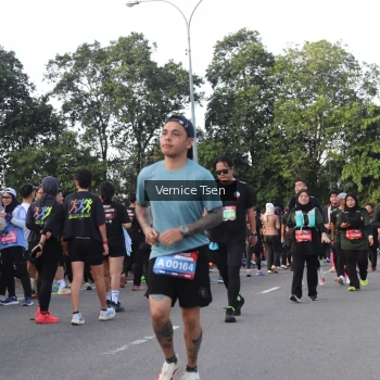 Runner Photo 3836771
