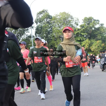 Runner Photo 3836815