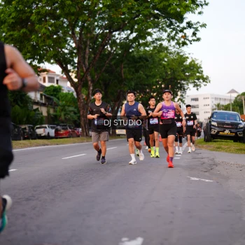 Runner Photo 3836816