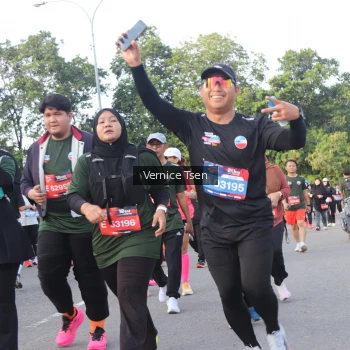 Runner Photo 3836817