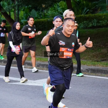 Runner Photo 3836835