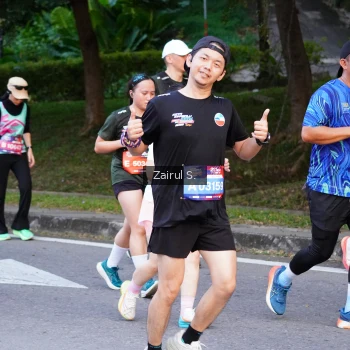 Runner Photo 3836837