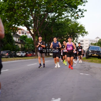 Runner Photo 3836842