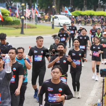 Runner Photo 3836875