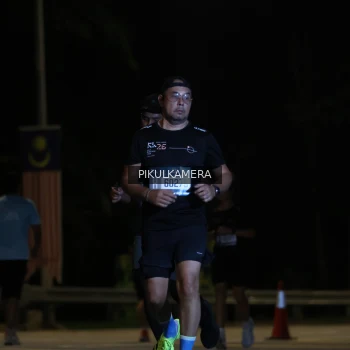 Runner Photo 3836882