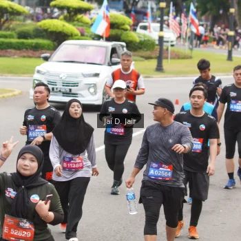 Runner Photo 3836887