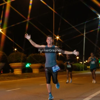 Runner Photo 3836889
