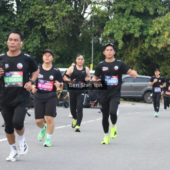 Runner Photo 3836896