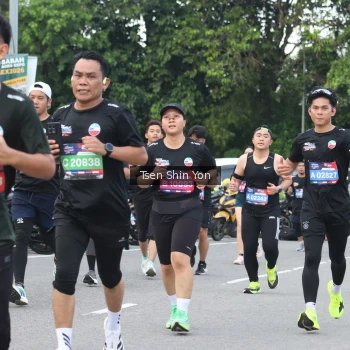Runner Photo 3836899