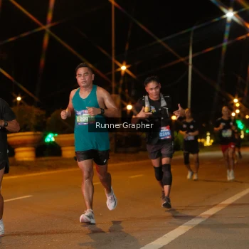 Runner Photo 3836904