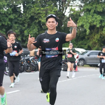 Runner Photo 3836941