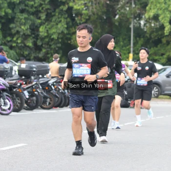 Runner Photo 3837069