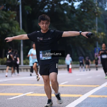 Runner Photo 3837105
