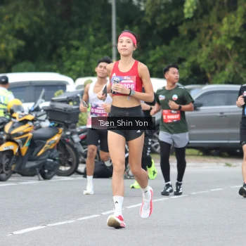 Runner Photo 3837177