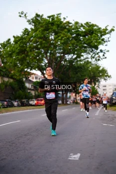 Runner Photo 3837191